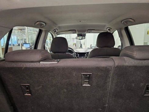 Used 2020 Chevrolet Trax LS w/ Tint and Cruise Package AWD/4WD image 38