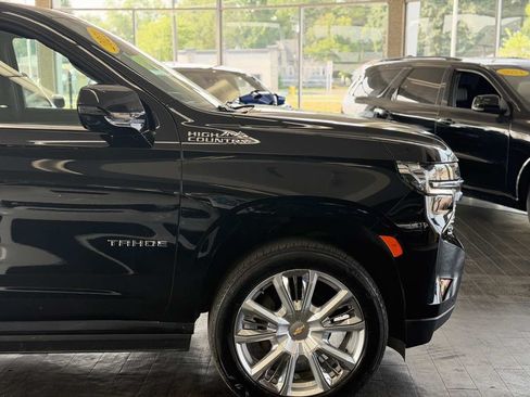 Used 2023 Chevrolet Tahoe High Country AWD/4WD image 5
