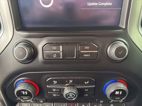 Used 2022 Chevrolet Silverado 2500 LTZ w/ LTZ Convenience Package AWD/4WD image 44