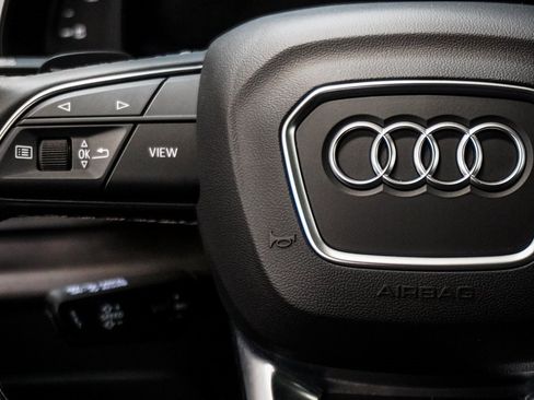 Used 2023 Audi Q8 Premium Plus w/ Premium Plus Package image 28