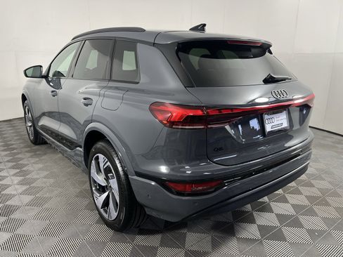 Used 2025 Audi Q6 e-tron Premium Plus w/ Premium Plus image 7