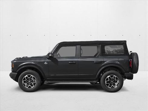 New 2026 Ford Bronco Outer Banks AWD/4WD image 3