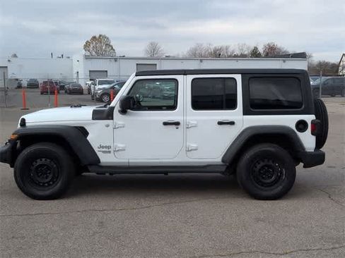 Used 2018 Jeep Wrangler Unlimited Sport S image 11