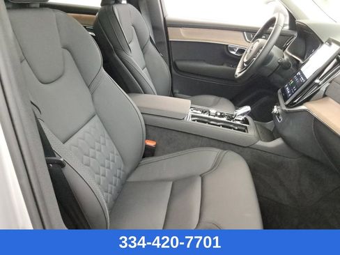 Certified 2025 Volvo XC90 B5 Plus image 16