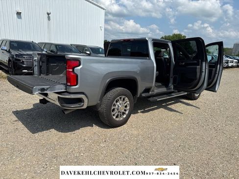 Certified 2025 Chevrolet Silverado 2500 LTZ w/ LTZ Plus Package AWD/4WD image 33