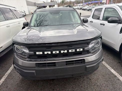 Used 2023 Ford Bronco Sport Outer Banks w/ Tech Package image 2