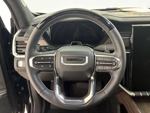 Certified 2026 GMC Acadia Denali Ultimate w/ LPO, Floor Liner Package AWD/4WD image 22