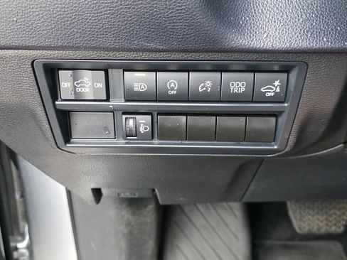 Used 2024 Toyota Tundra SR5 w/ SR5 Convenience Package AWD/4WD image 22