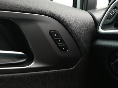 New 2026 Chrysler Pacifica Select image 21