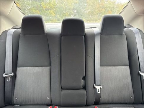 Used 2022 Nissan Sentra SV image 14