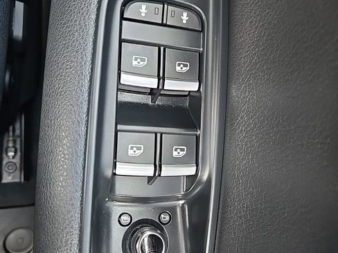 Used 2019 Audi Q7 2.0T Premium Plus w/ Premium Plus Package AWD/4WD image 25