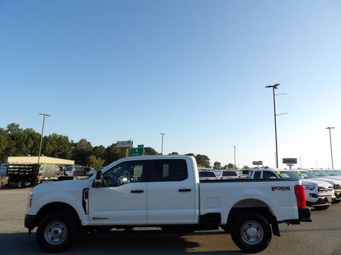 Used 2025 Ford F250 XL w/ XL Off-Road Package AWD/4WD image 65