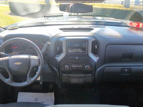 Used 2019 Chevrolet Silverado 1500 Custom w/ Custom Value Package image 28