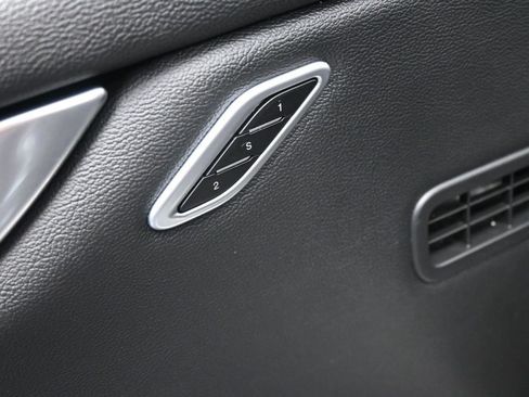 Used 2022 Maserati Ghibli GT RWD image 12