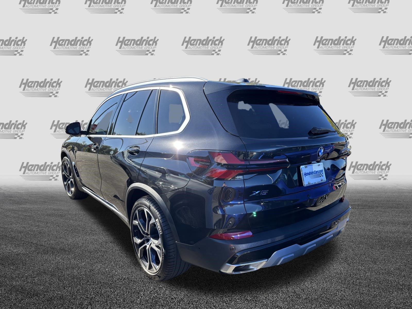 Certified 2024 BMW X5 xDrive40i w/ Premium Package AWD/4WD image 8