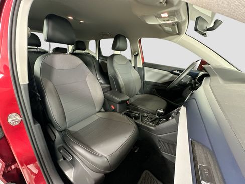 Used 2022 Volkswagen Taos SE image 26