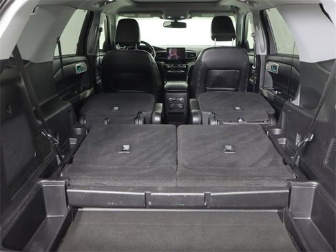 Used 2021 Ford Explorer Limited w/ Equipment Group 301A image 26