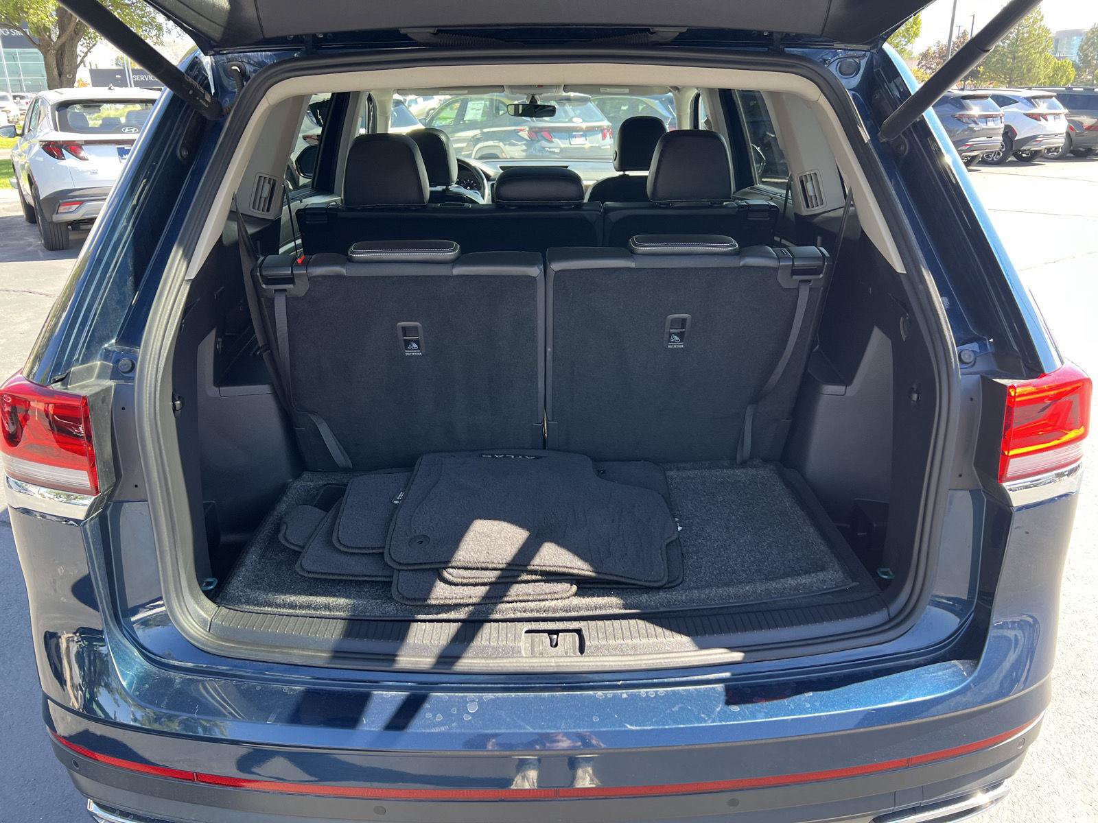 Used 2023 Volkswagen Atlas SE AWD/4WD image 9