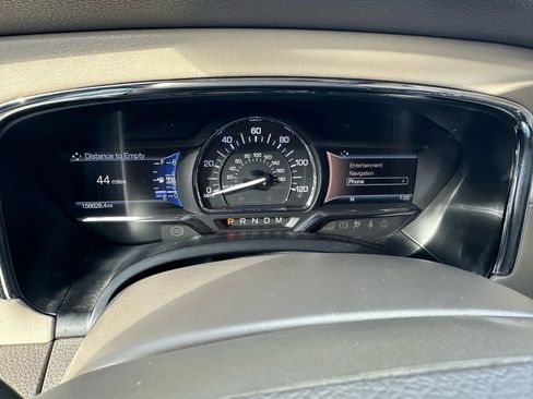 Used 2016 Lincoln Navigator L Select image 21