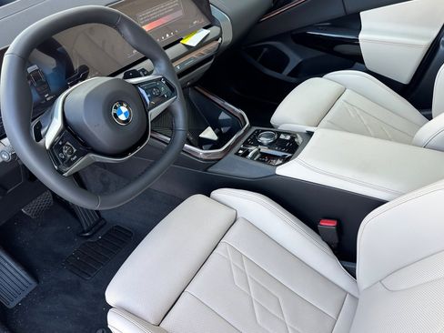 Used 2026 BMW X3 xDrive30i w/ Premium Package AWD/4WD image 4