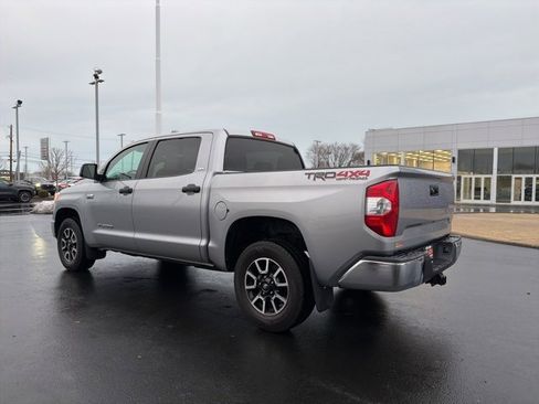 Certified 2016 Toyota Tundra SR5 w/ TRD Off Road Package image 5