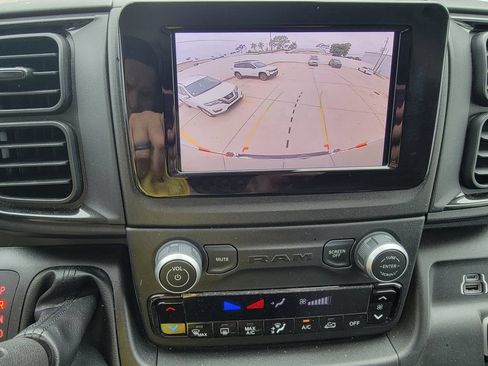 Used 2025 RAM ProMaster 2500 w/ U-Haul Equipment Group FWD image 16