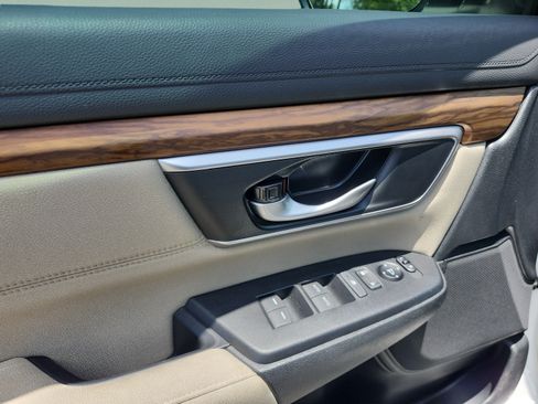 Certified 2021 Honda CR-V EX image 16