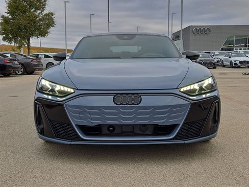 New 2026 Audi S e-tron GT Prestige image 10