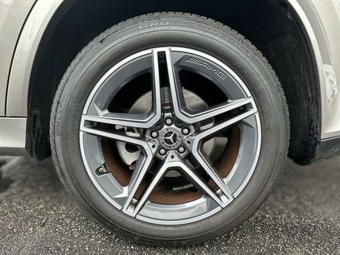 Used 2023 Mercedes-Benz GLS 450 4MATIC image 10