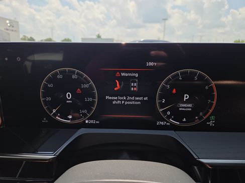 Used 2026 INFINITI QX80 4WD image 15