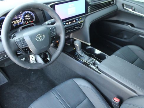 Used 2026 Toyota Camry XSE w/ Premium Plus Package FWD image 24
