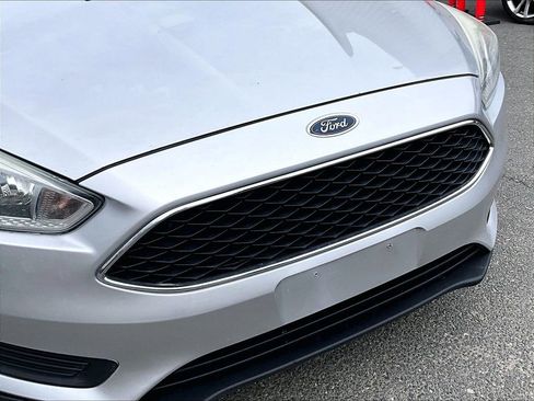 Used 2016 Ford Focus SE image 26