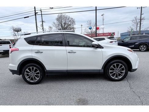 Used 2018 Toyota RAV4 Limited image 4