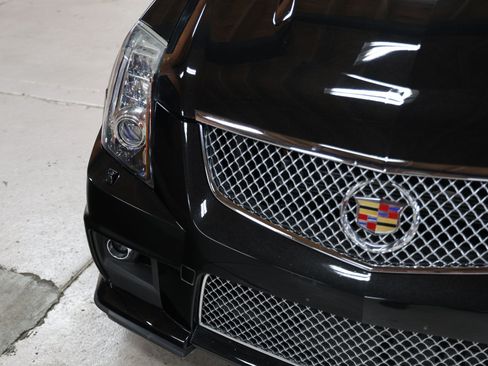 Used 2014 Cadillac CTS V w/ Wood Trim Package RWD image 7