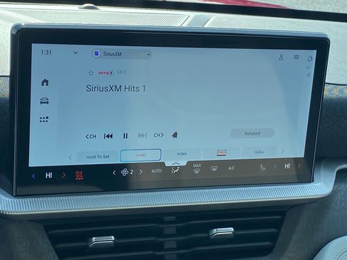 Certified 2025 Ford Explorer Platinum w/ Ultimate Package image 10