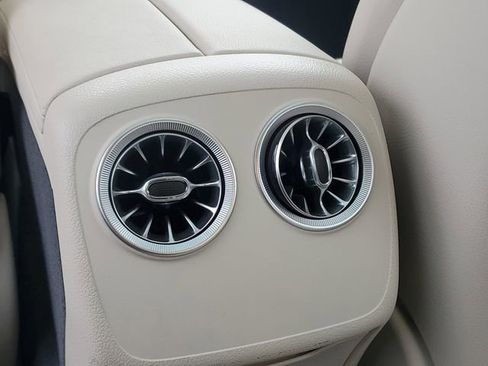 Used 2022 Mercedes-Benz E 450 4MATIC Coupe image 11