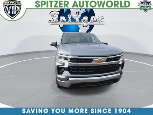 Used 2023 Chevrolet Silverado 1500 LT image 3