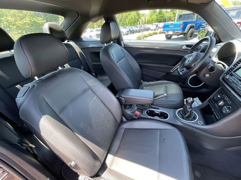 Used 2014 Volkswagen Beetle 1.8T FWD image 34