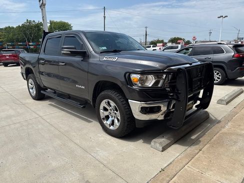 Used 2020 RAM 1500 Big Horn AWD/4WD image 3