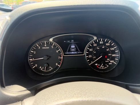Used 2018 Nissan Pathfinder SL w/ SL Premium Package AWD/4WD image 23