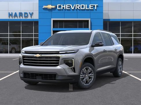 New 2026 Chevrolet Traverse LT w/ Enhanced Driving Package FWD image 6