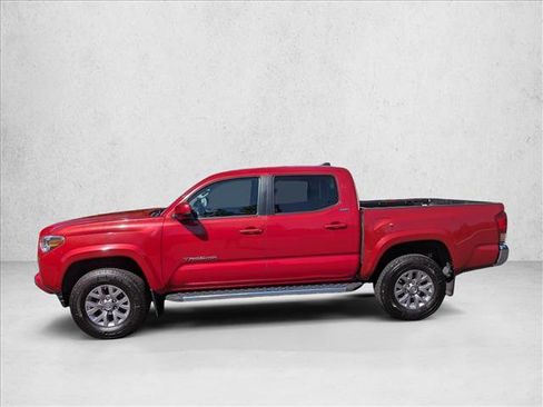 Used 2017 Toyota Tacoma SR5 AWD/4WD image 9