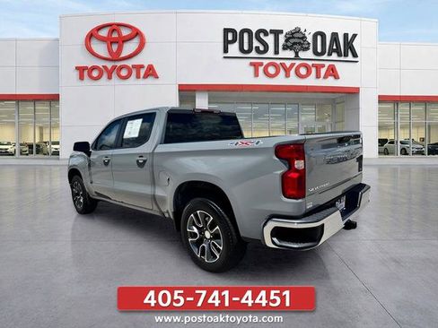 Used 2024 Chevrolet Silverado 1500 LT AWD/4WD image 12