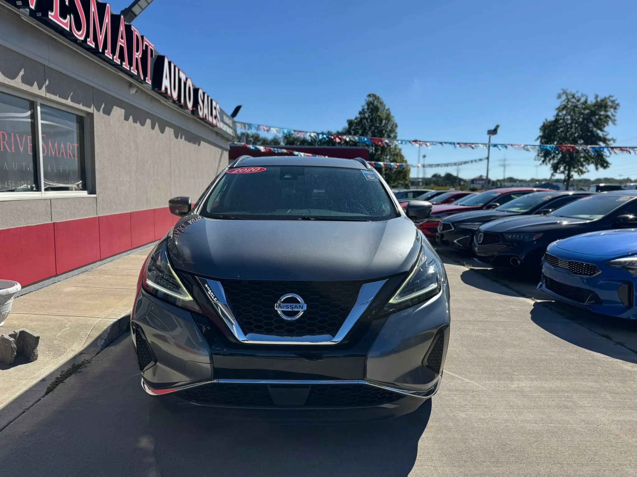 Used 2020 Nissan Murano SV FWD image 2
