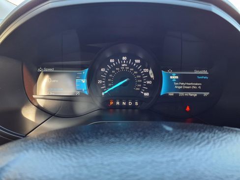 Certified 2023 Ford Edge Titanium image 17