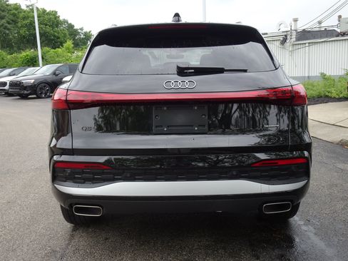 Used 2025 Audi Q5 Premium w/ Convenience Package AWD/4WD image 4