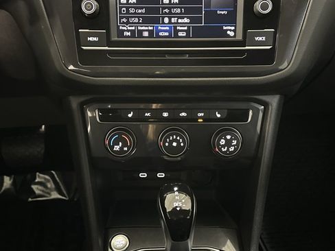 Certified 2023 Volkswagen Tiguan S image 32