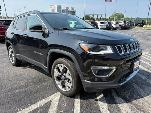 Used 2018 Jeep Compass Limited w/ Navigation Group AWD/4WD image 7