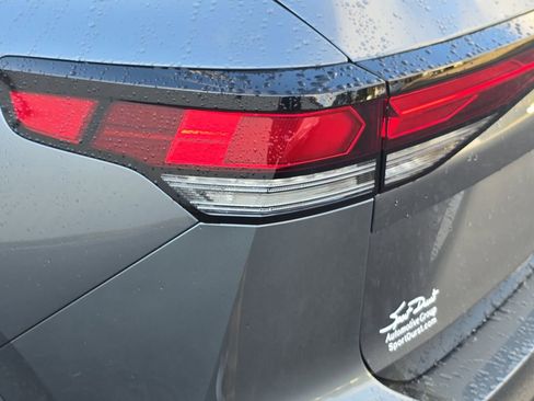 New 2026 Volkswagen Tiguan S FWD image 30