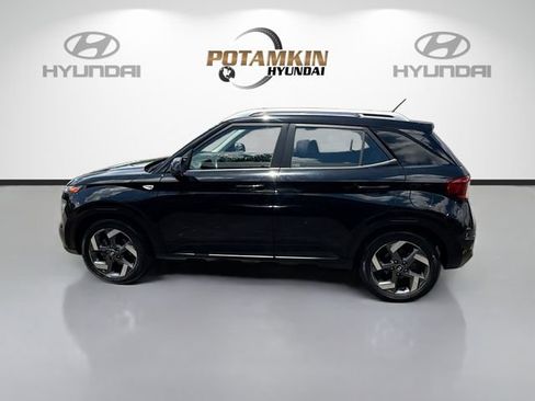 Certified 2023 Hyundai Venue SEL w/ Cargo Package FWD image 8